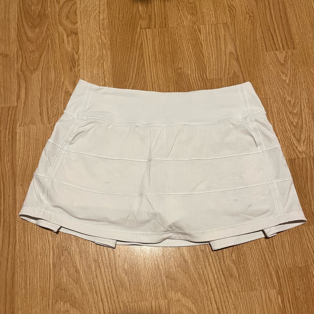 White lululemon skirt